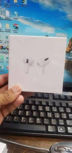 AIRPODS