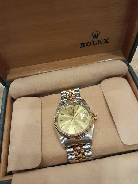 I buy old watches Rolex Omega Cartiar Patek Phillips Audemars Piguet 3