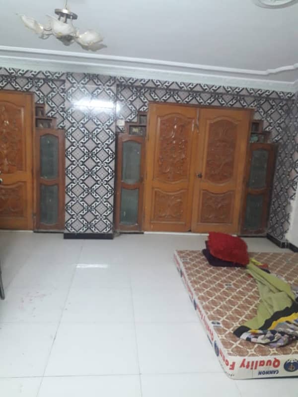 pent house have 3 bed dd for sale in johar 9