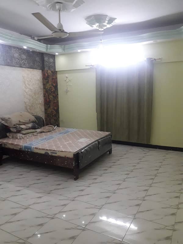 pent house have 3 bed dd for sale in johar 13