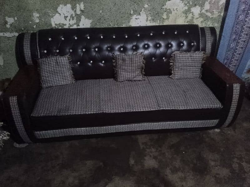 bed bartan almari dasing sofa 3/2 table 2