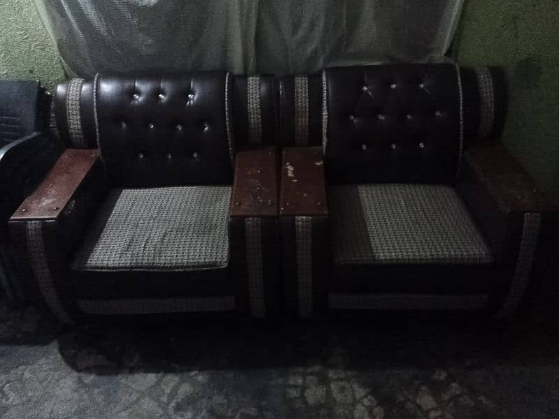 bed bartan almari dasing sofa 3/2 table 3