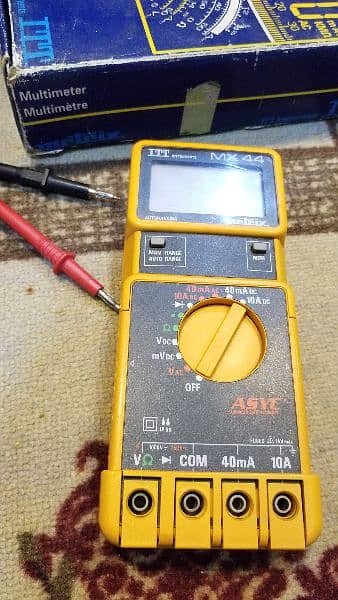 Metrix MX 44 ITT Hard Environment Multimeter 4