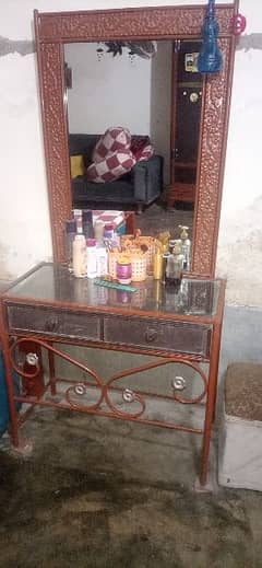 dressing table