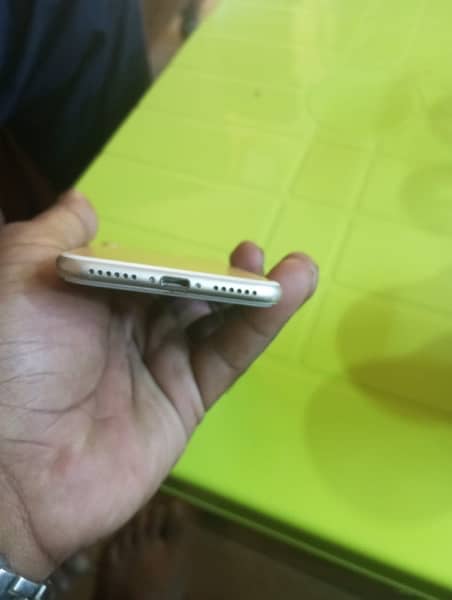 iPhone 7 128GB PTA approved 2