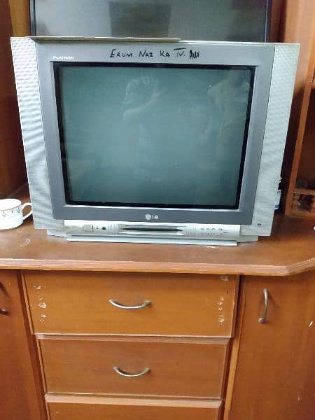 LG company tv for sale running condition 0