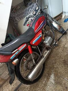 Honda 100 2005 model smooth drive argnt sale need money