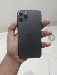 iPhone 11 Pro back damage (Jv) 0