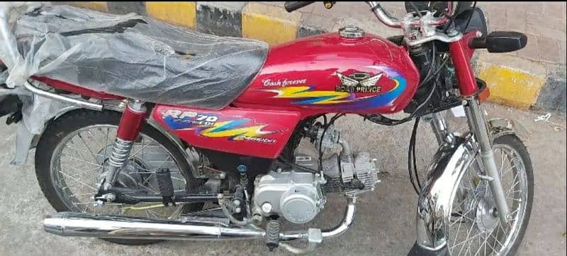 New bike hai 24 Model 3700 chali hai urgent sale 2