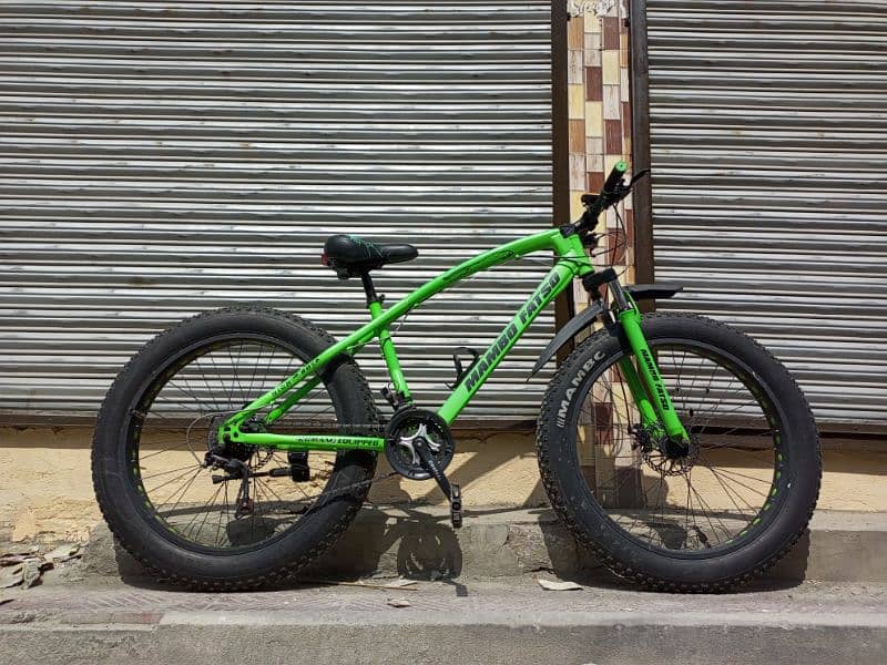 "THE GIANT" FAT TYRE MTB 26" 0