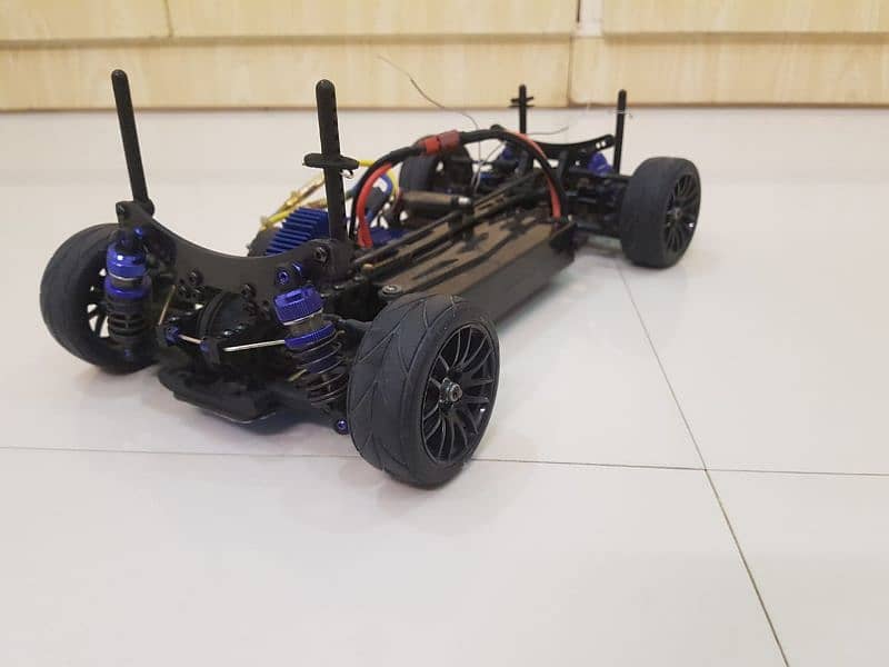 RC Car 1/10 Carbon Fiber 4