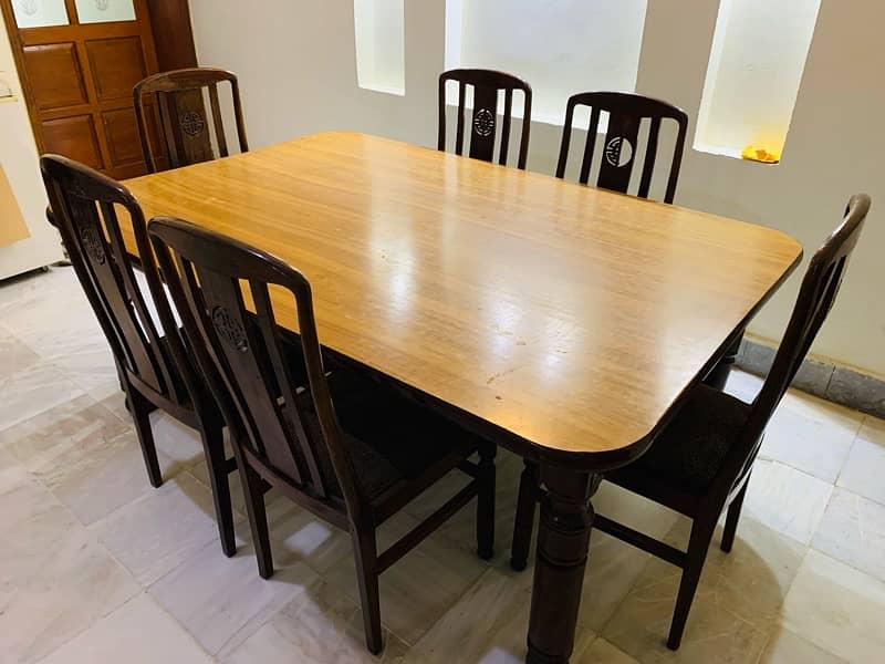 Dining Table 6 seater 0