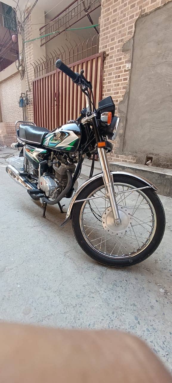 Honda CG 125 For Sale | Honda In Bikes | Total Geniune | Golden Number 10