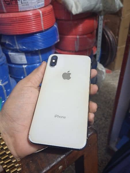 iPhone X water pack 256 5