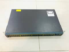 Cisco Catalyst 2960-s Networking Switch 0