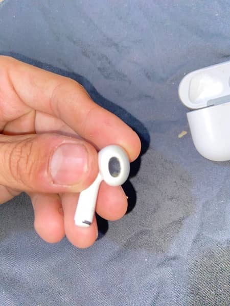 Airpods 3rd generation 4