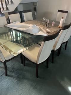 8 chairs Dinning table