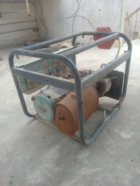 2.5 Kva generator Available In reasonable price 3