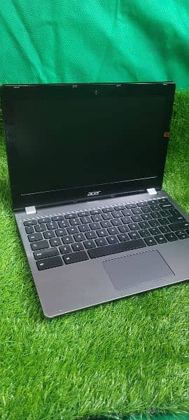 Acer Chromebook Laptop / 4-128 / 4-5 hours battery timing 4