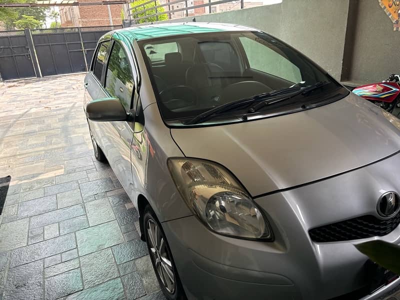 Toyota Vitz 2010 7