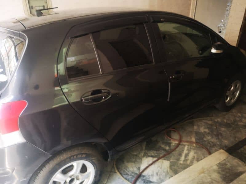 Toyota Vitz 2015 11