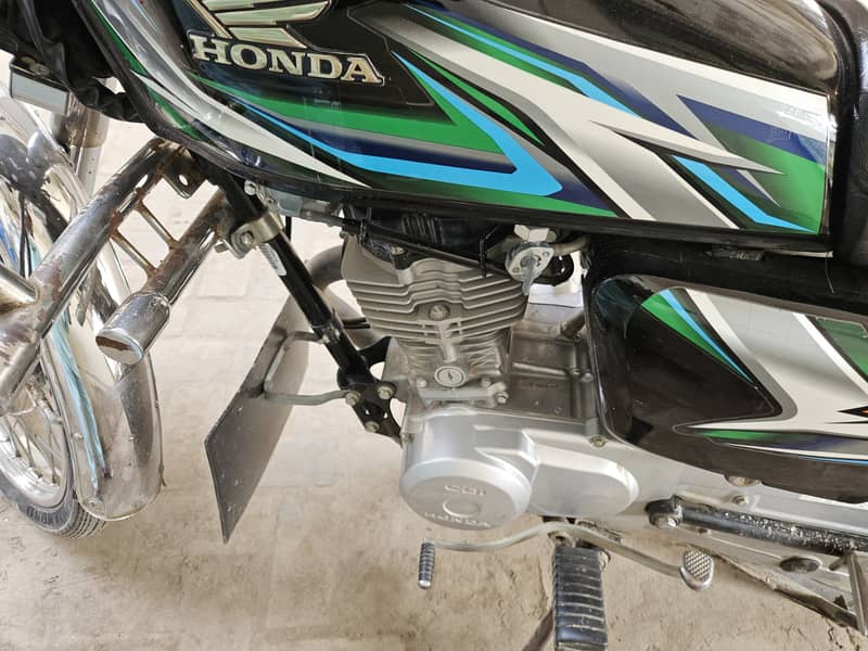 Honda CG 125 2023 6