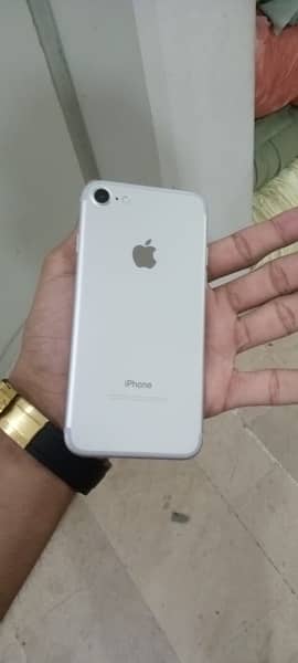 Apple i phone 7 official approved 3