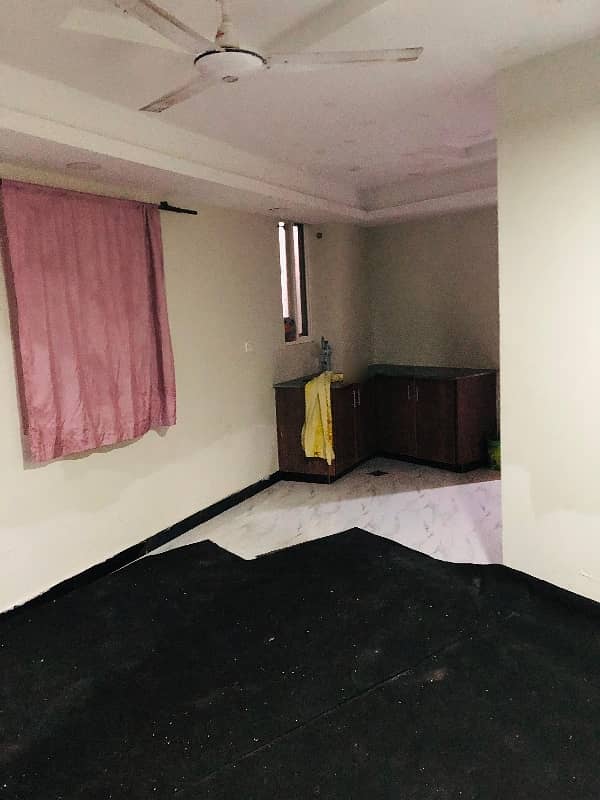 A 250 Square Feet Flat Located In E-11/4 Is Available For sale 1