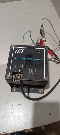 charger of 180 amp battery