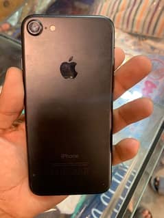 I phone 7 128gb pta approved urgent for sale