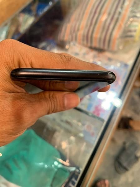 I phone 7 128gb pta approved urgent for sale 4