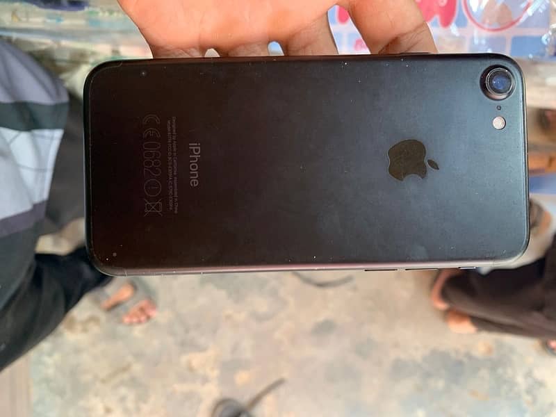 I phone 7 128gb pta approved urgent for sale 5