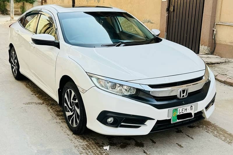 Honda Civic CVT 2016 UG Full option Total Genuine 1