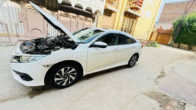 Honda Civic CVT 2016 UG Full option Total Genuine 13