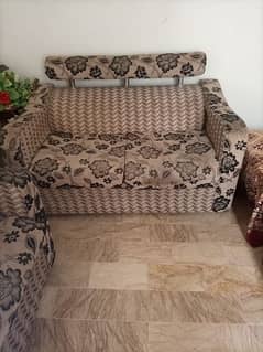 7 seater sofa set selling 0