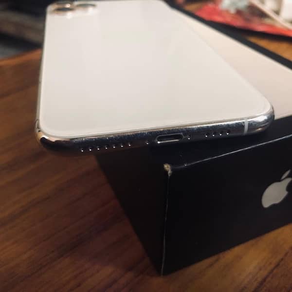 iphone 11 pro max PTA Approved official 256 for sale 2