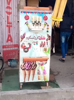 ice cream machine full size for sale. . . . . 03335268070