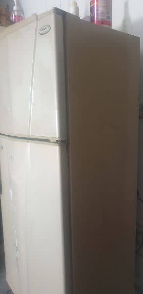 wawes frige for sale 1