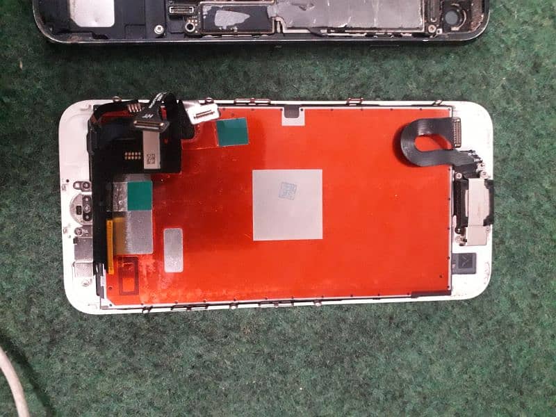 iphone 7 32gb non pta for parts 3