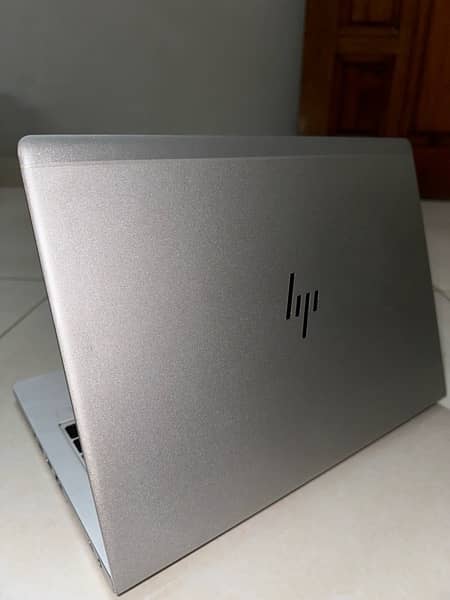 Hp elitebook i7 8th gen 3