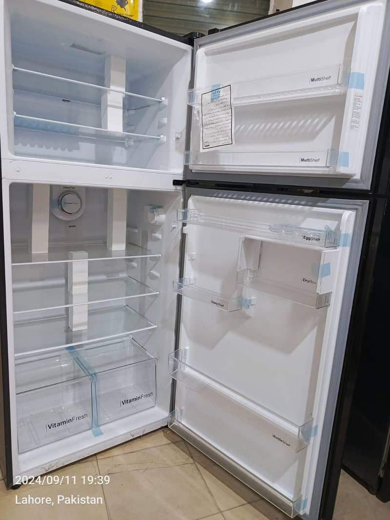 Haier Fridge GD LArge jumbo size  (0306=4462/443) awsum set 91999 9