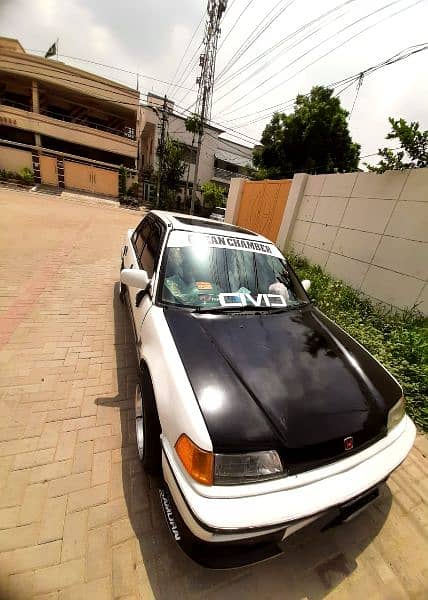 Honda Civic EXi 1990 4