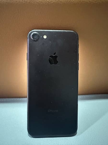 iphone 7 128 gb PTA 3