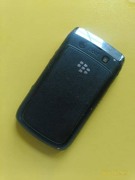 Blackberry Bold 2 (9700) QWERTY Keypad Official PTA Approved 2