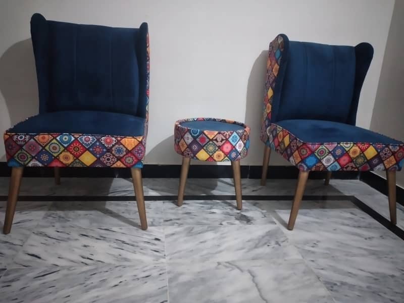 Room chairs/ coffee chairs/ sofa chairs/chair with center table/poshis 1