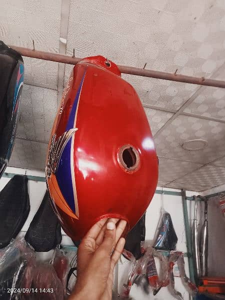 2004 model geniue fuel tank 1