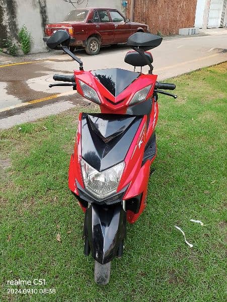 Electric Scooty urgent sale 5