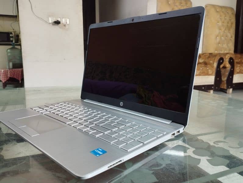 HP core i3 11th generation 24gb ram 256gb ssd 5