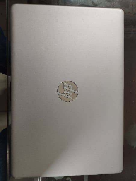 HP core i3 11th generation 24gb ram 256gb ssd 9