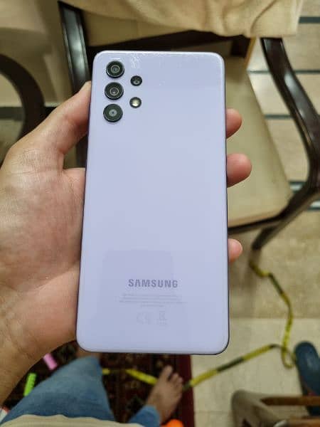 Samsung Galaxy A32 1